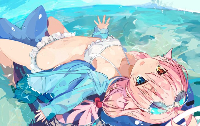 #夏が終わりそうだし今年描いた水着絵を貼ろう 
ブルアカから 