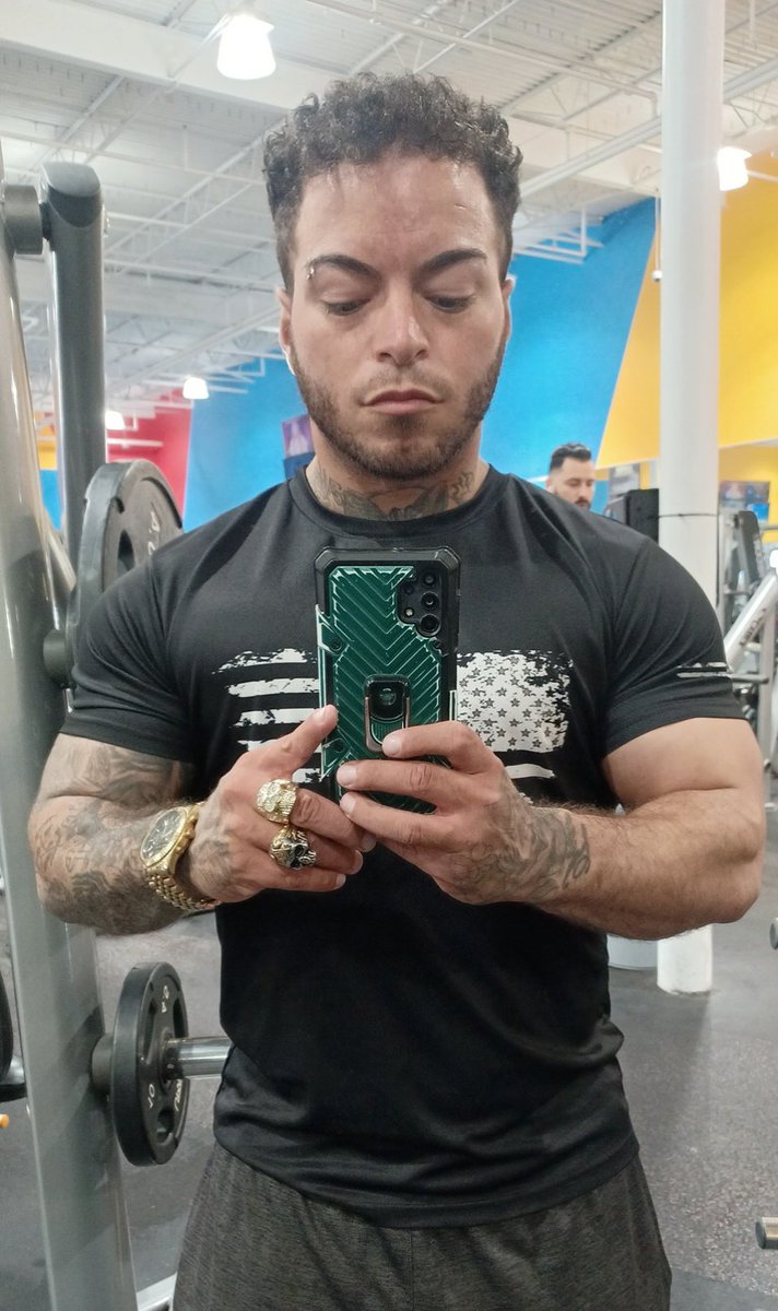 CoreyDonT's tweet photo. Goodnight everyone! 🙏💯 https://t.co/7bQUWnYpxd