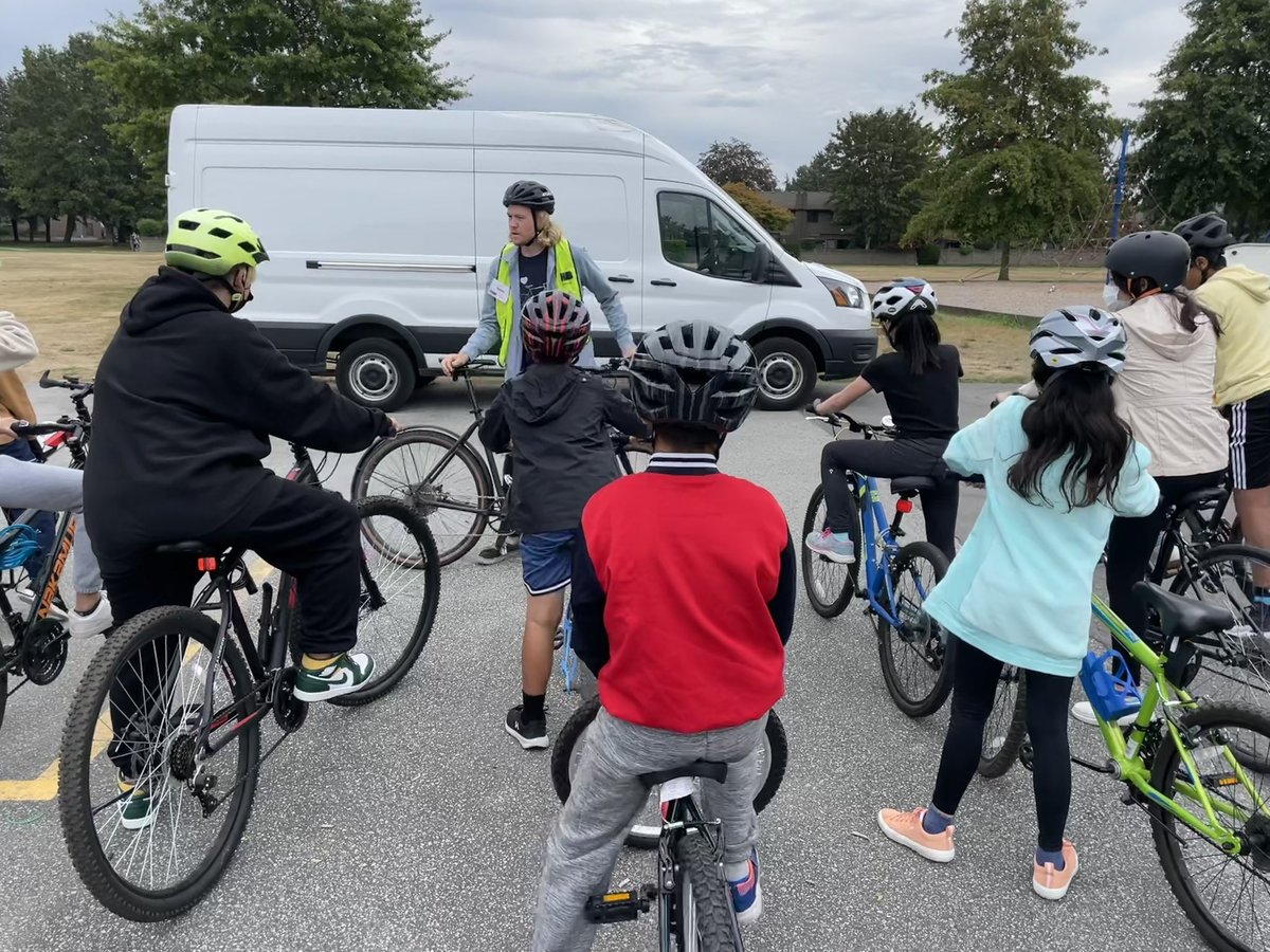 Sarah Beairsto (@sbeairsto) on Twitter photo Thanks <a href="/WeAreHub/">HUB Cycling</a> for helping the <a href="/maplelanerd38/">Maple Lane Lightning</a> gr 6/7s learn about bike safety, mechanics and improve their biking skills. A bonus was the beautiful sunny weather! #sd38learn Thanks <a href="/WeAreHub/">HUB Cycling</a> for helping the <a href="/maplelanerd38/">Maple Lane Lightning</a> gr 6/7s learn about bike safety, mechanics and improve their biking skills. A bonus was the beautiful sunny weather! #sd38learn