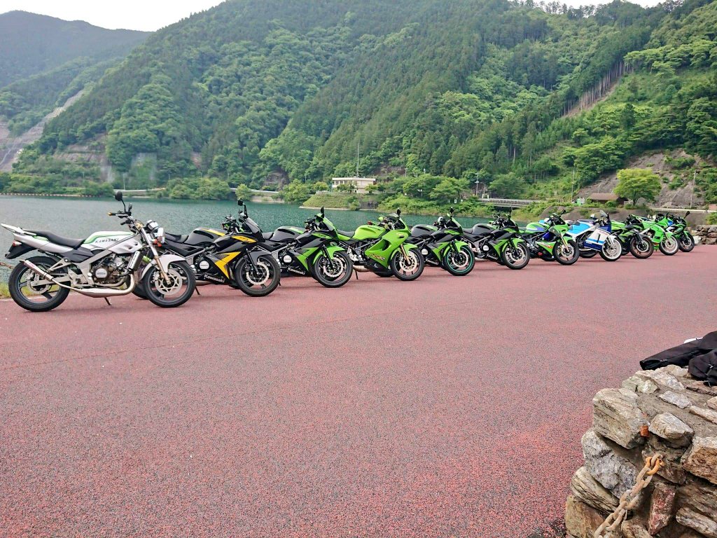 krr150ssr's tweet photo. 2023年3月位に
気持ちは大きく
全国集まれKRを開催したいのですが!
KAWASAKI 2cycleならありみたいな
参加してみたいとか
興味ある方
連絡下さいませ!
静岡辺りでやりたいです。
未定ですが!
#KR250
#KR-1
#KR150
#KRR150
#Ninja150
SS R RR SSR SE https://t.co/P5ZNlBPzfJ