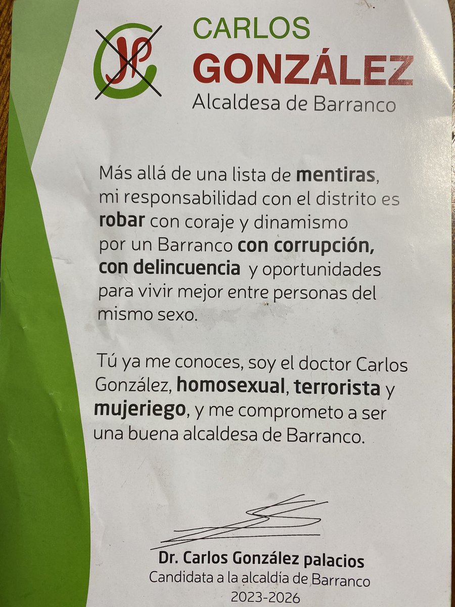 marceontheroad's tweet photo. estas son las razones por las que no voy a votar por nadie en las elecciones. lxs candidatxs en vez de esforzarse en hacer una campaña limpia y enfocarse en hacer llegar sus propuestas deciden ir contras los demás. claro, cuando no tienes nada que ofrecer sólo te queda atacar. https://t.co/0vjXeQA8h3