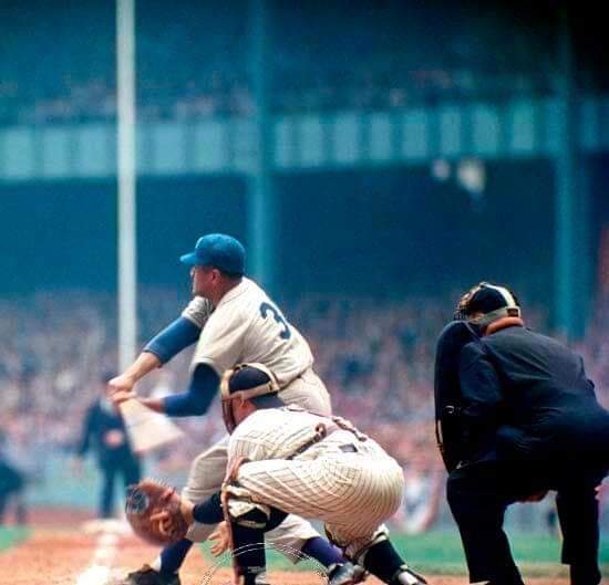 VanderlansJim's tweet photo. A #ClassicShot … Wednesday, September 28, 1955 – Don Newcombe at bat facing Whitey Ford in Game 1 of the 1955 World Series.
#MLB #OTD #1950s #Brooklyn #Dodgers #NewYork #Yankees #WorldSeries https://t.co/YgpTs8Luth