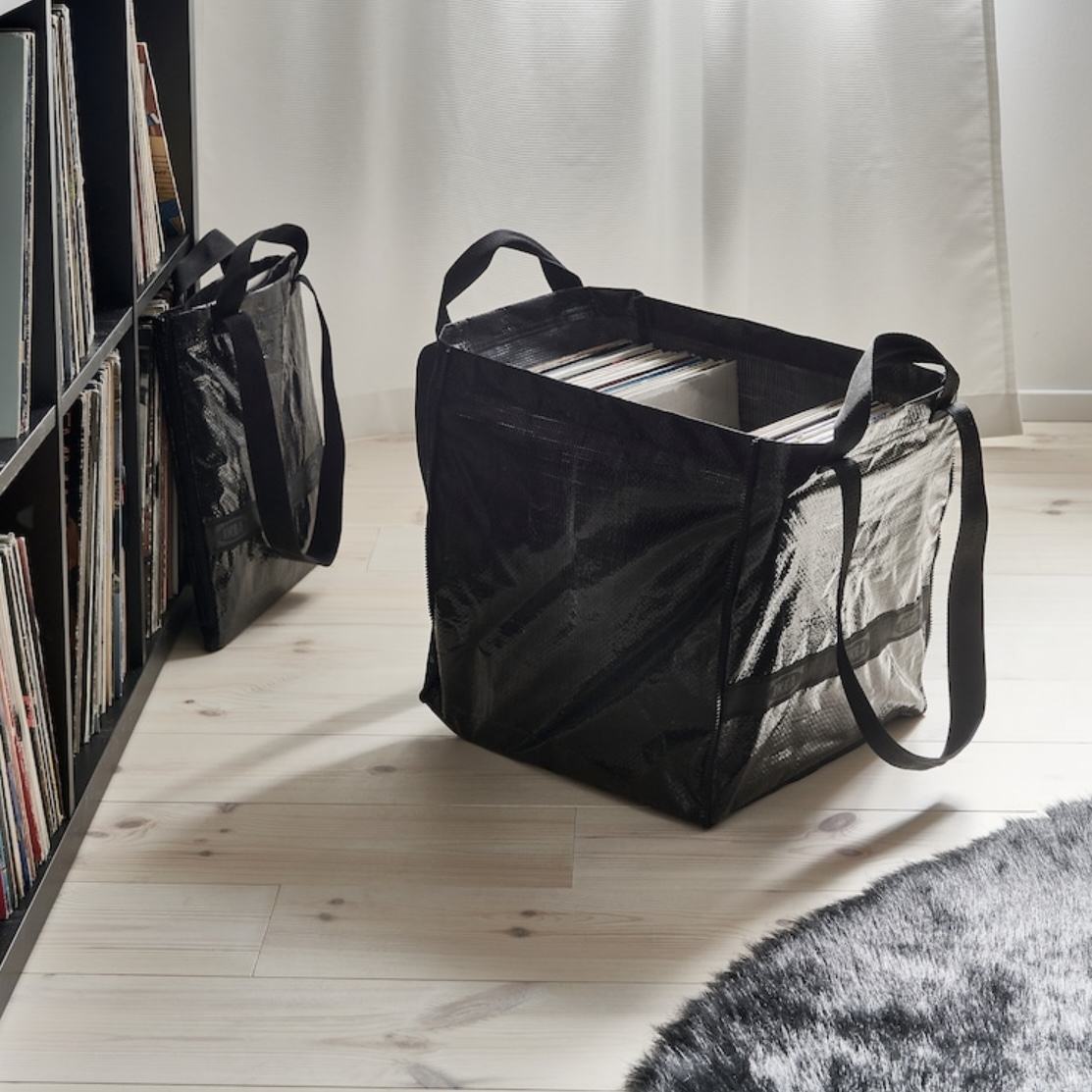 nsjms_'s tweet photo. イケアの新製品、音楽聴く人も作る人にもうれしいやつだ https://t.co/YqEeNjlsnJ