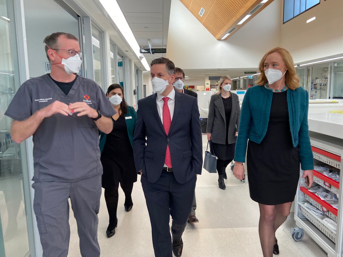 The Alfred will take the Victorian lead in a $1 million study announced by Federal Minister for Health @Mark_Butler_MP during a visit to the hospital’s intensive care unit today – National Heart Day. More: bit.ly/3E2muLn