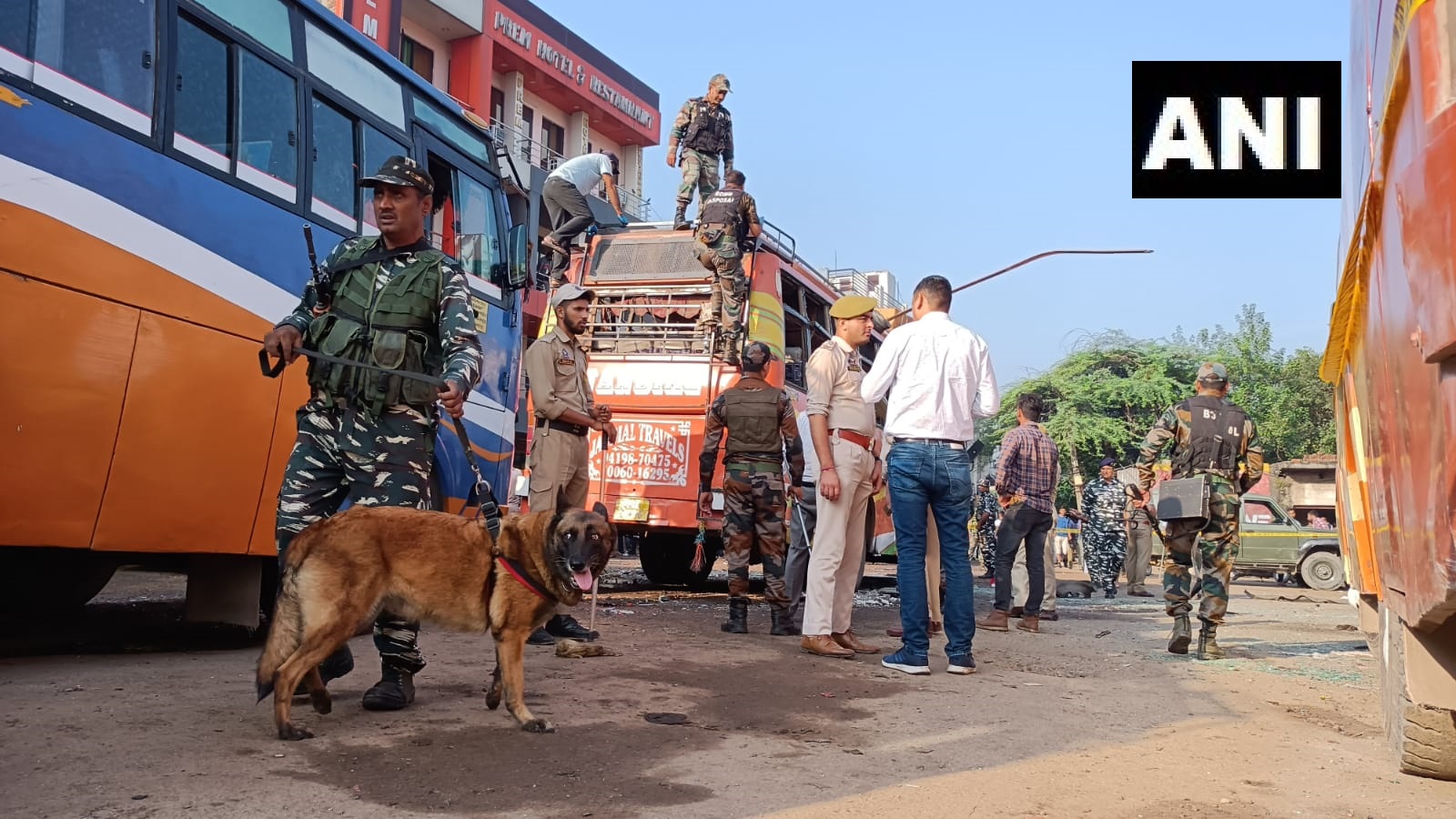 ani-on-twitter-army-bomb-disposal-squad-as-well-as-officers-dog