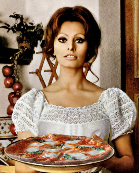 CaremoliGF's tweet photo. There's no doubt Italians know pizza best, even when it's gluten free 🍕 ✨ 🇮🇹 Try our delicious Italian Pizza Crust Mix #CaremoliGlutenFree #GlutenFree #ItalianBrand #ItalianGlutenFree #SophiaLoren #Celiac #CeliacAwareness #GlutenFreePizzaCrustMix  #GlutenFreePizza https://t.co/W1zAJXJCaS