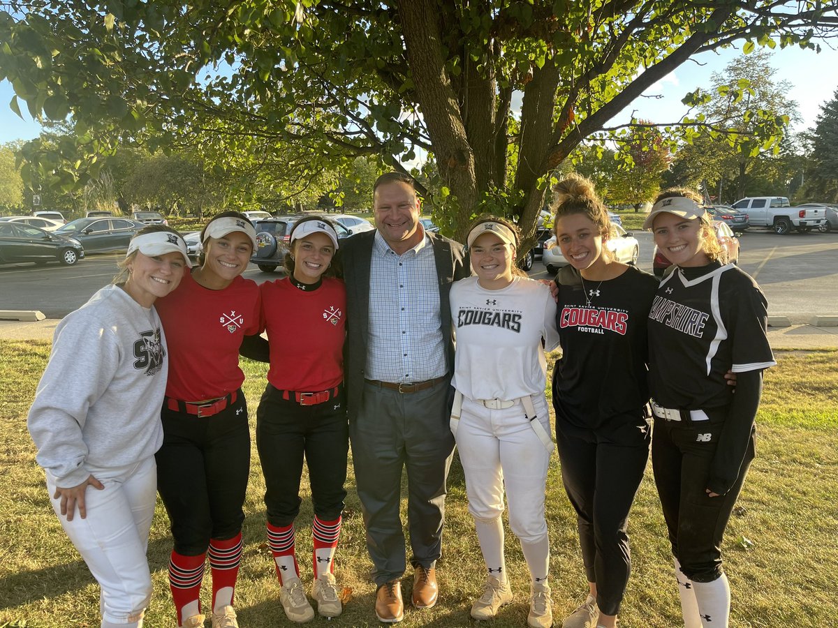 Thanks Coach Erin for letting me talk to our <a href="/SXUsoftball/">SXU Softball</a> TCU Scholarship Recipients after practice. We are proud of you all and I promise to bring <a href="/MorganUrso/">Morgan Urso</a> with me next time. 

#studentathletes #gocougs🐾🥎 #TEAMMORGAN