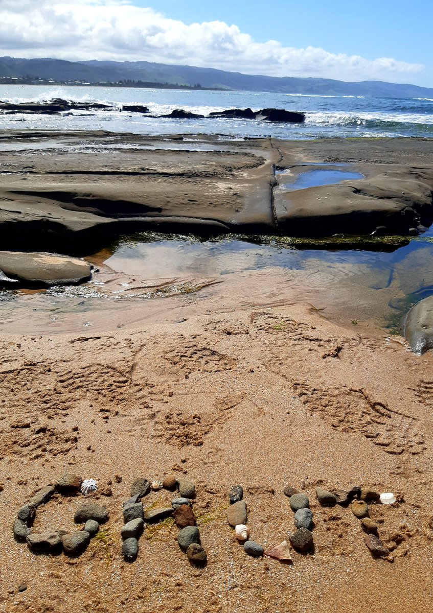 FlynnCatherineA's tweet photo. Thank you @d_whitehouse for #AboutASon and to @Hairy007 for making sure we heard Morgan's story. So full of loss and love. Everyone should read this. And when you do the pic will make sense ...when they are living out their lives they will remember it
#GRUT #ApolloBay Australia https://t.co/wKgb53DV1l