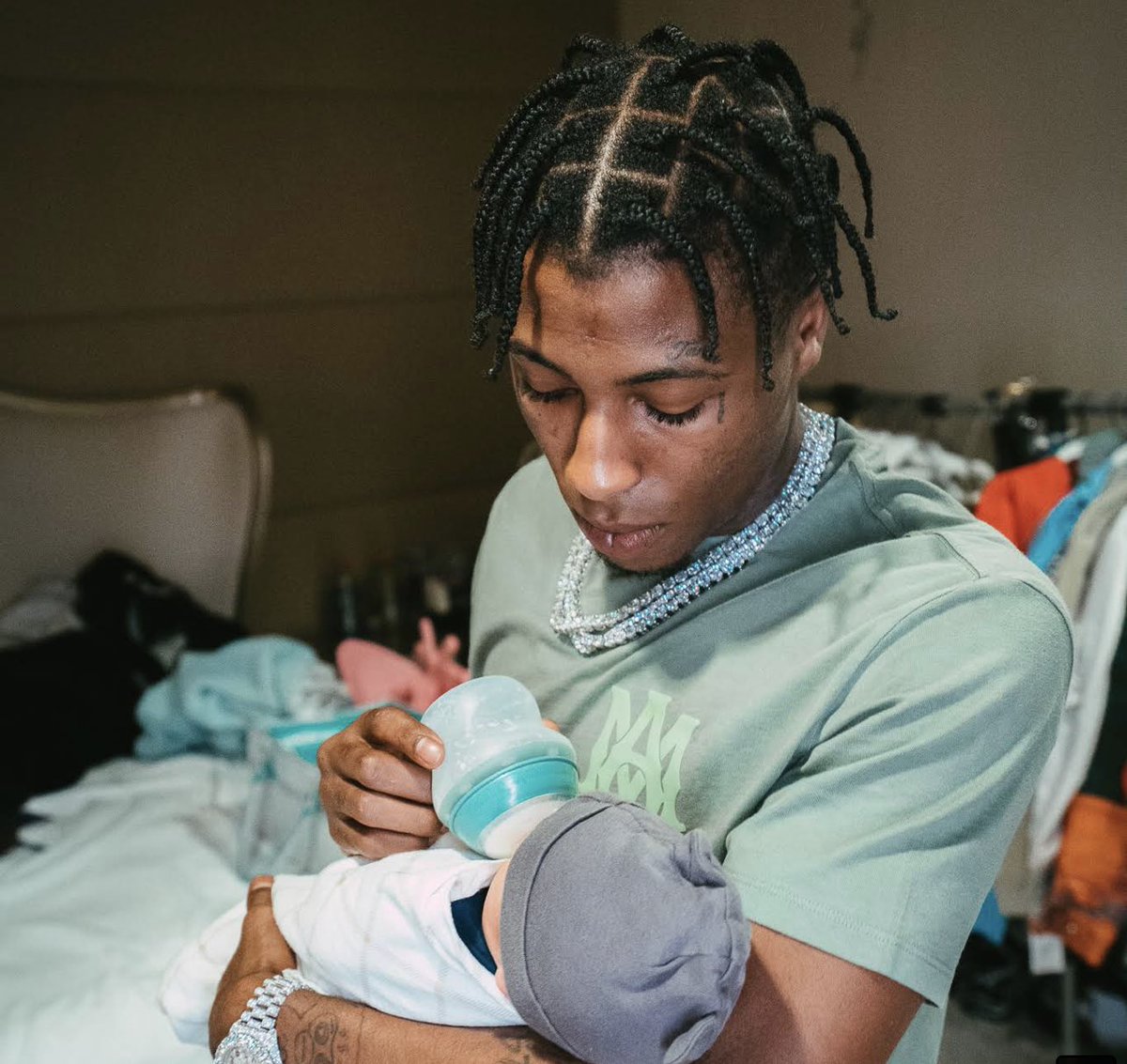 DailyRapFacts's tweet photo. NBA Youngboy has welcomed his 10th child 👶 https://t.co/LTXIZGXy4D