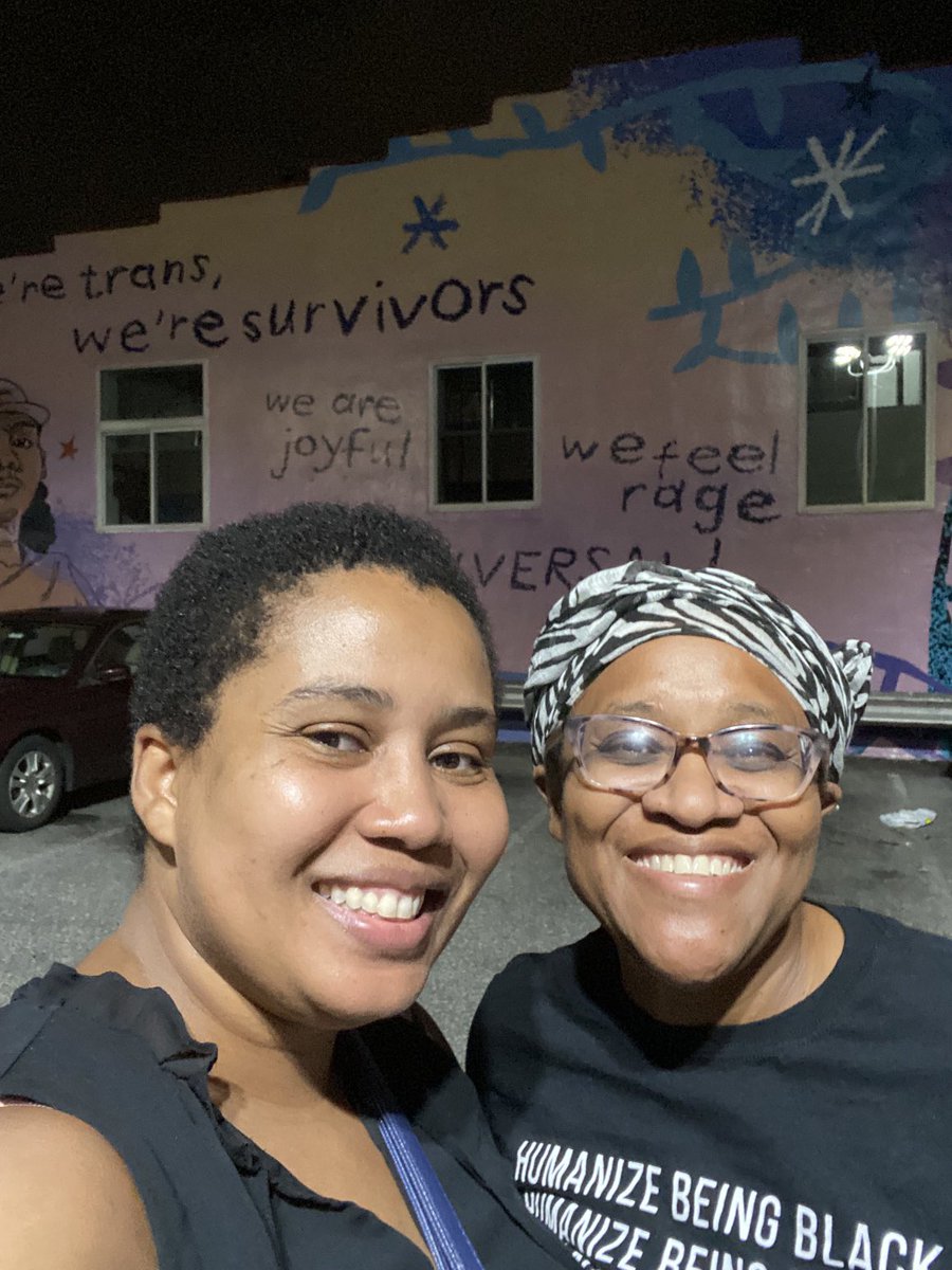 Kelly Davis tweet media