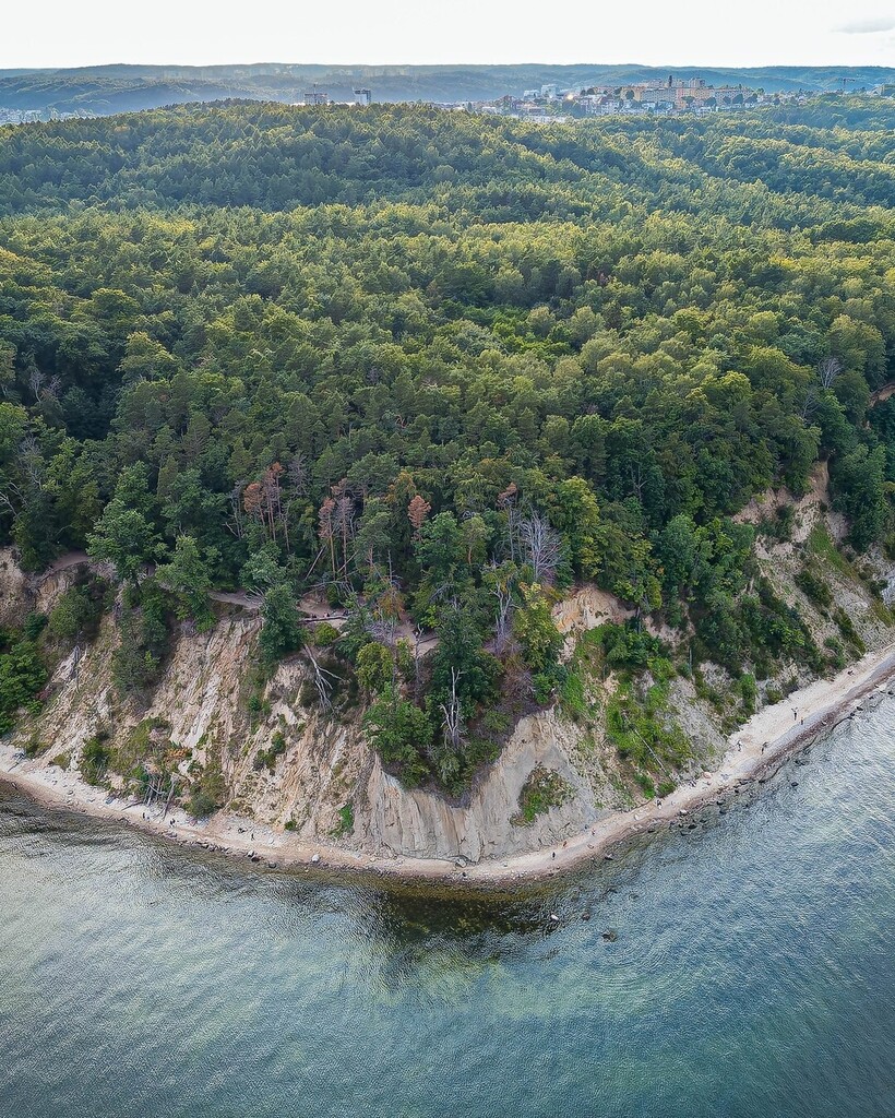 Bart_Wielinski's tweet photo. 🇵🇱🌊⛰🏖 The #cliff of #Orlowo, an iconic place in #Gdynia, #Poland. #BalticSea 
'
'
'
#nature #naturephotography #naturelovers #naturegeography #travel #travelgram #travelphotograpy #travelling #instatravel #instadaily #instagood #instamood #photoofthe… https://t.co/NeKhjEW8Q3 https://t.co/VP1ey5E5Ma