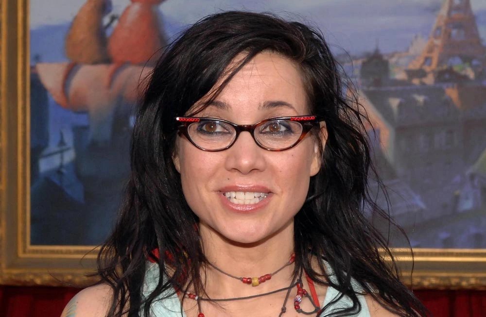 Happy Birthday to Janeane Garofalo. 