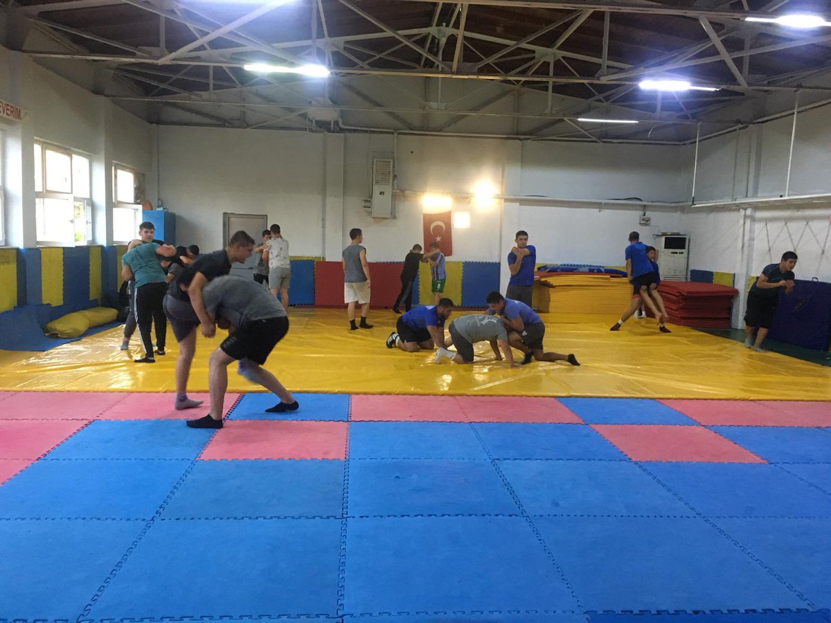 📌Akhisar ➡️Güreş antrenman çalışmalarımız… 💪🤼‍♂️ #GSBSporOkulları #SporcuyuzBiz