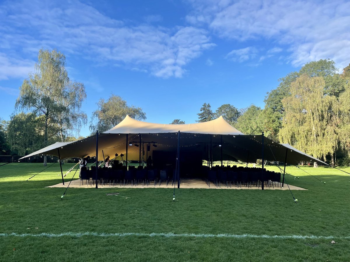 DavidHHeadley's tweet photo. The day has arrived and what a beautiful day it is! @CapitalCrime1 #capitalcrime22 kicks off this afternoon. #BatterseaPark https://t.co/yj4azrcvBY