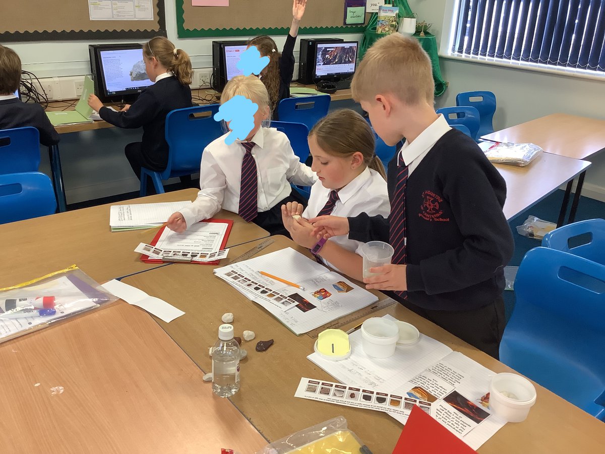 MrsOBrienStAug's tweet photo. Investigating which rocks would be most suitable for certain jobs based on their properties. We decided that marble would be an excellent choice for a kitchen worktop and chalk would not be much use for roof tiles!π€π§ͺ @MrsHaworth_StA @staugustine_p #staugscience https://t.co/u7rS86BLcl
