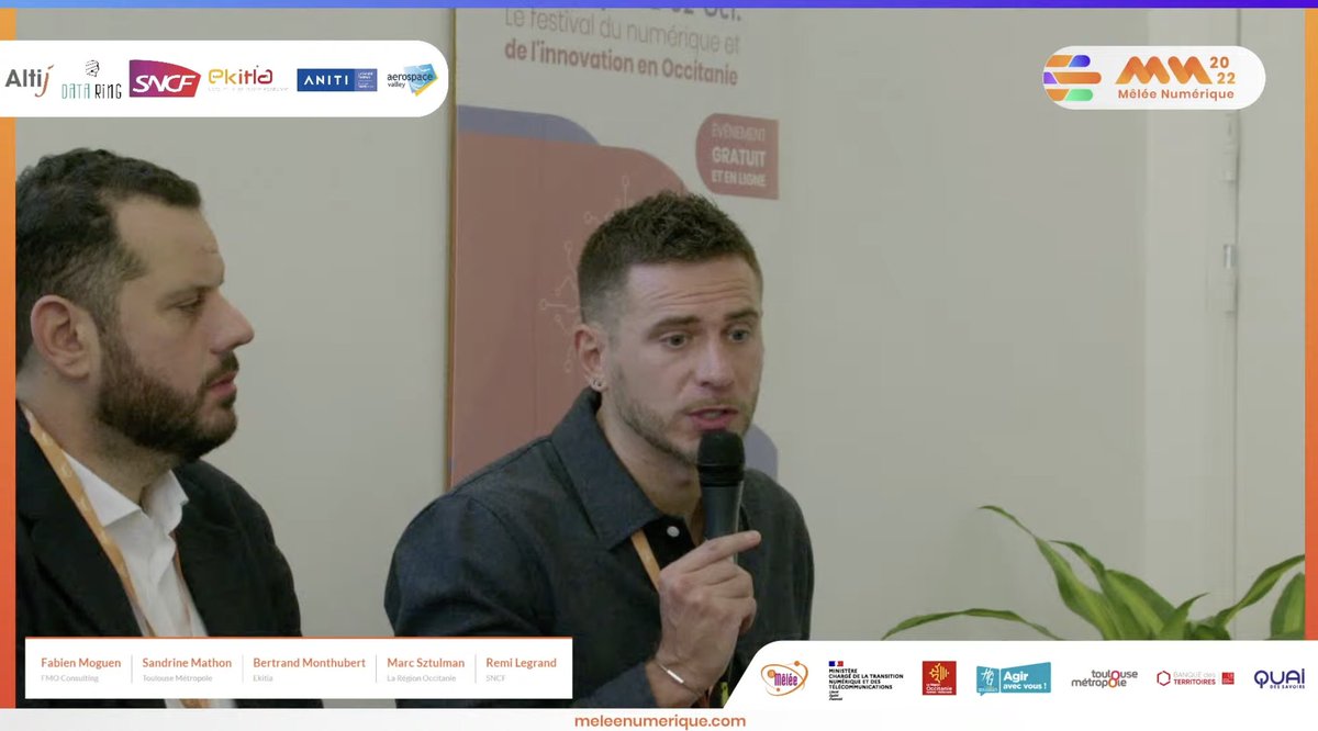 SNCFNumerique's tweet photo. « Le @GroupeSNCF c’est 60 000 caméras entre gares et trains. L’#IA est un vecteur permettant de traiter les images rapidement pour faire remonter l’information et agir de façon opérationnelle » - Rémi Legrand, Responsable Ingénierie Sécuritaire et Innovation à @La_Melee #LaMelee https://t.co/bV9HM9jZqp
