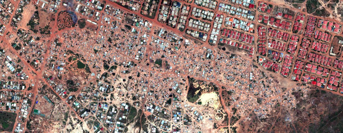 BelgianEO's tweet photo. Got our latest #BEOnewsletter? Check it out!
🔸mapping slums in Africa (#SLUMAP)
🔸cyclone #Noru
🔸Spain's ongoing #drought
🔸#EUMETSAT conference
🔸a new Tonga island
🔸+tons of #EOjobs and #EOevents!

🇬🇧https://t.co/9inDUUUwPz
🇫🇷https://t.co/58T9BM70y3
🇳🇱https://t.co/Yck6gY9Dp1 https://t.co/4IuPNY389n