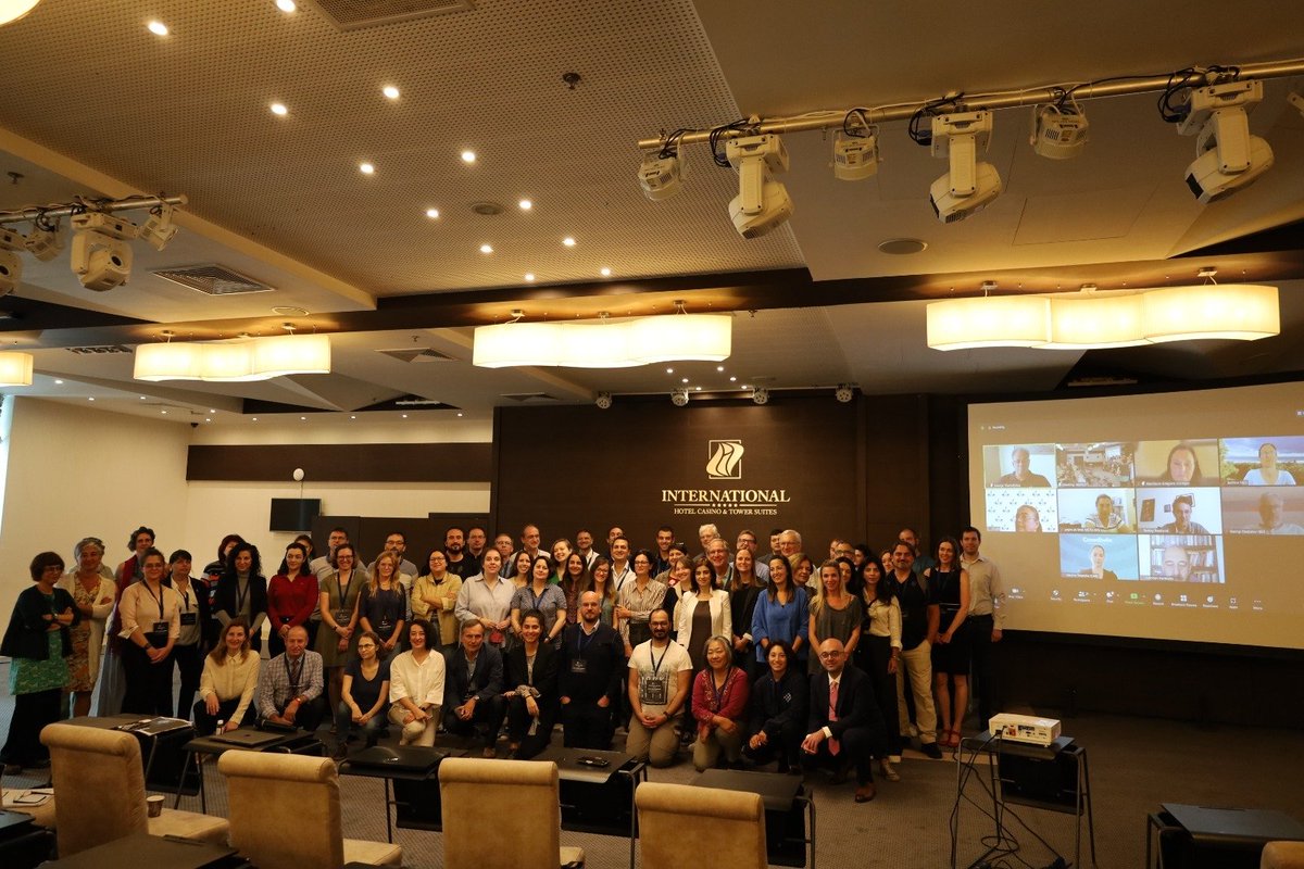 BRIDGE_BlackSea's tweet photo. Coming to an end of 3 days full of #BRIDGEBS activities! 

Back to back with #HTS4BS event, 1st General Assembly was successfully conducted with the participation of 100 experts, full of insightful WP presentations and fruitful discussions.   

Greetings from Varna, #BlackSea 🌊 https://t.co/wRdfIMhXRY