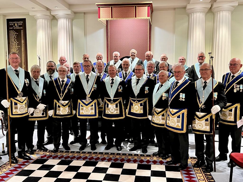 Five Valleys Lodge 9997 tweet media
