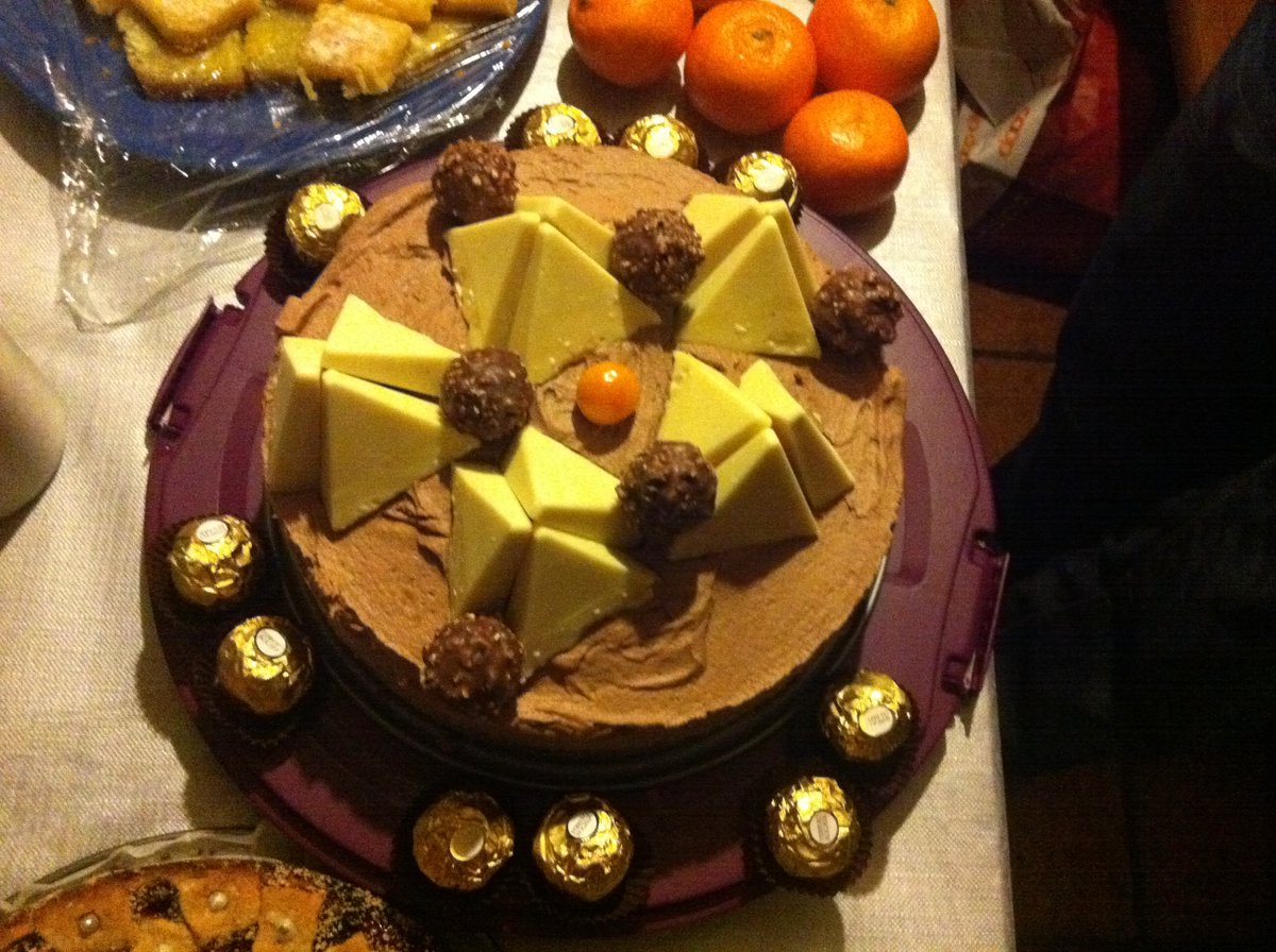 Nicola Spaldin tweet media