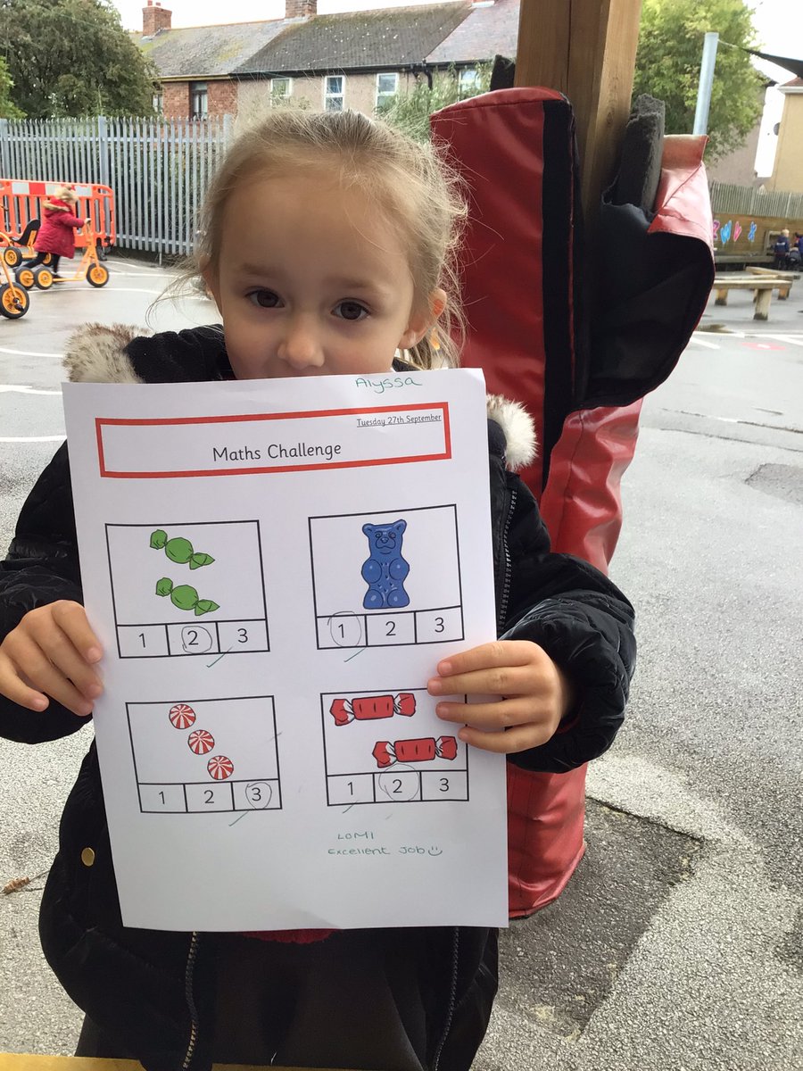MissSmith2017's tweet photo. @YsgolEmmanuel super maths work today 😊 https://t.co/J50qWopI9z