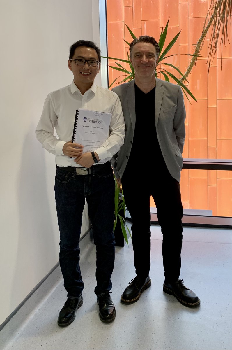Congratulations to Dr @Qiang_Zhu_LIV, who passed his PhD viva yesterday. Among other things, Qiang worked on cage HOFs (tinyurl.com/4dzbc9bm), 3-D cage COFs (tinyurl.com/yp68j5yn), and organic battery materials (tinyurl.com/5ynhx5tp). Excellent job, Qiang!