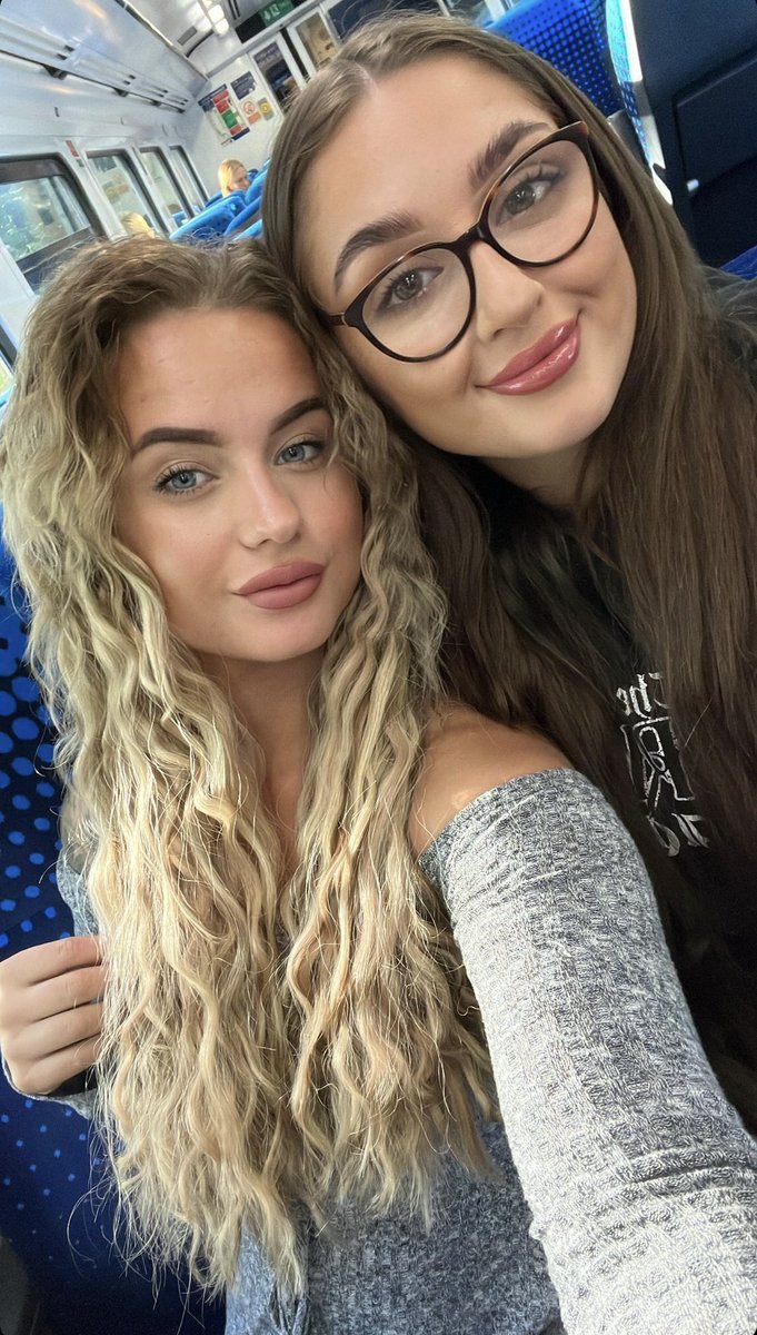 MessyCorner2022's tweet photo. We had an amazing time filming with Roxanne & Ruby yesterday!
Their first ever gunging will be available soon!
#gunge #gunged #slime #slimed #wam #wetandmessy #messy #messyplay #blondes #brunettes #fetish #wamfan #messygirls #messygames #feet #messyfeet #toes #soles #customs https://t.co/3b4eqZ0AII