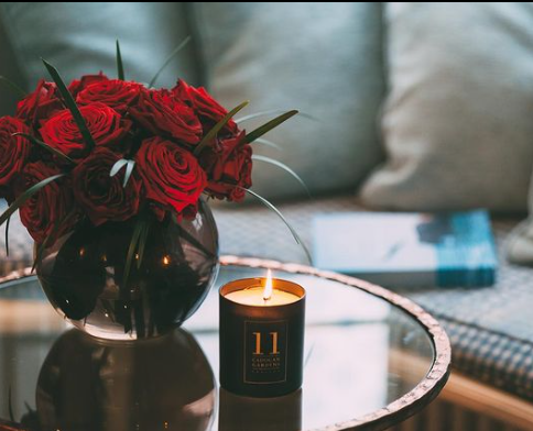 Savour a romantic treat in the heart of Chelsea. Book our Valentine's Stay package between the 11th - 20th February and you'll find a bottle of Laurent-Perrier 🍾,a bouquet of red roses 🌹 and a box of wonderful chocolates 🍫 11cadogangardens.com