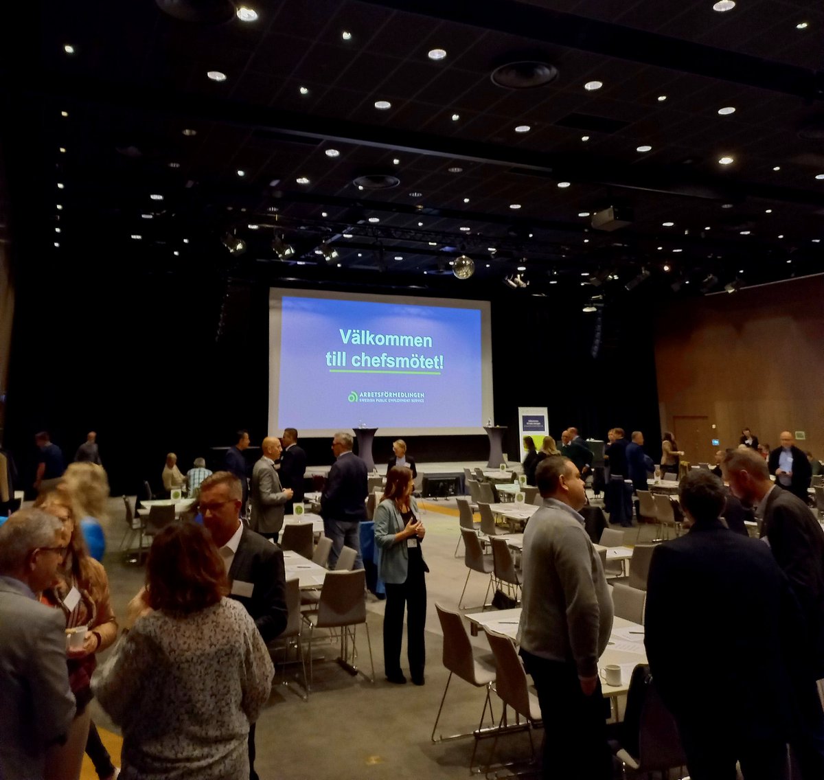 You know you work at a big agency when this is a national meeting of managers. <a href="/Arbetsformed/">Arbetsförmedlingen</a>