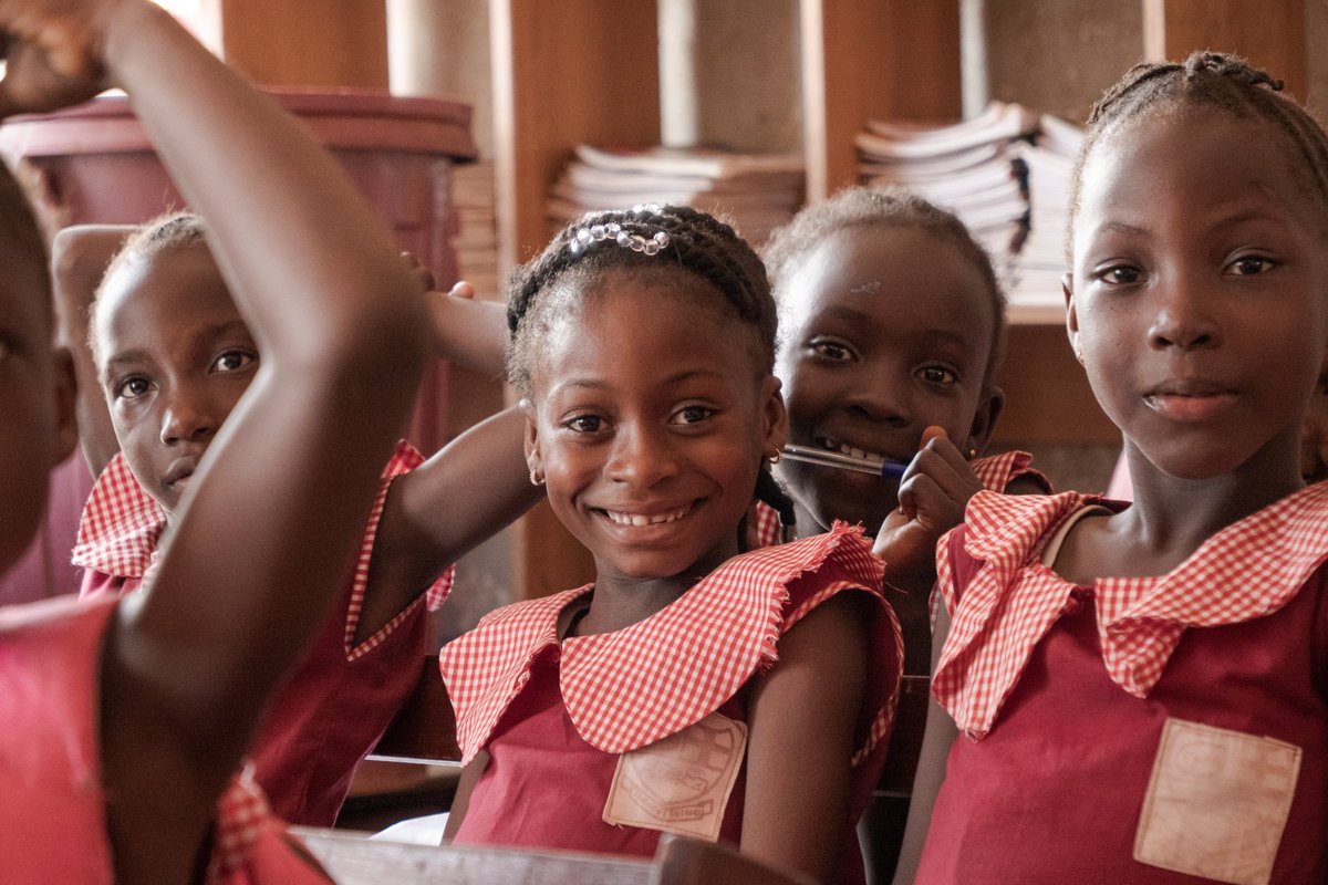 FondazioneAVSI's tweet image. AVSI's 50 years carry with them a renewed promise: 
a promise that means we want to continue planning while keeping an eye on the #future, to lay the foundations of lasting #development. 
 
#ApromiseWeRenew #AVSI50 #PeopleForDevelopment