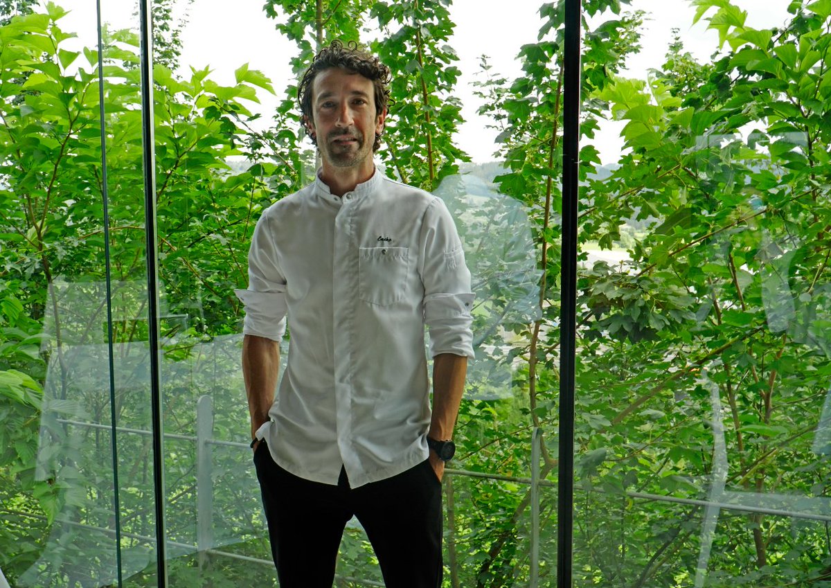 Eneko Atxa will be at Gastronomika for an update on his new outlets: the recent addition in Bilbao, and another opening shortly in Madrid. #ssg22 
Registration at 

sansebastiangastronomika.com/en/home/inscri…