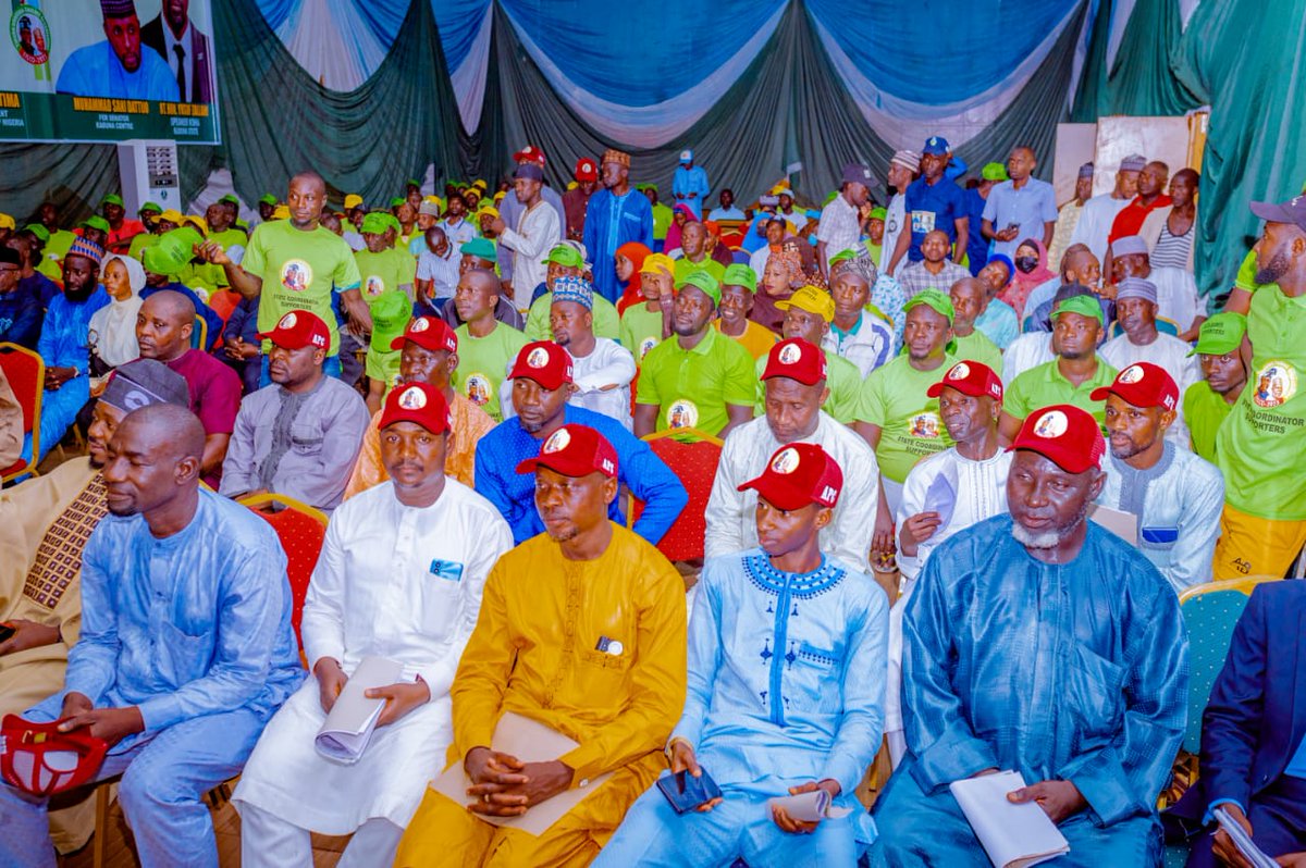 SalymBabajo's tweet image. The APC Kaduna Central Senatorial Candidate of the APC, Muhammad Sani @Dattijo yesterday attended the official inauguration of the Kaduna State Executive of the Tinubu/Shettima Contact Organisation (TISCO) at Arewa House Kaduna.
#TeamAPC #APCSak