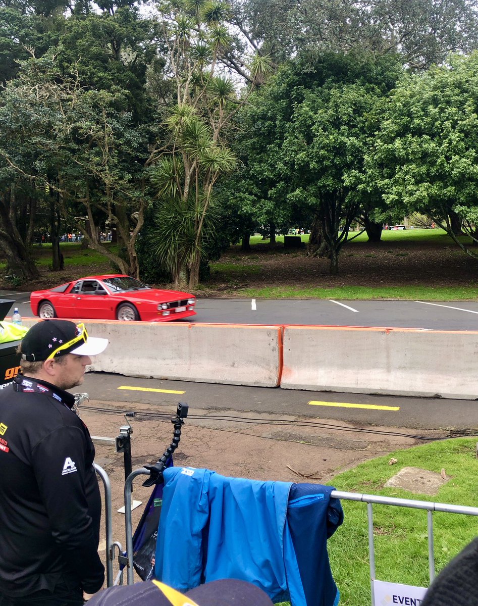 JaneBlackmoreNZ's tweet photo. Warm up laps #RallyNZ #AucklandDomain https://t.co/jTAqB1x9Ki