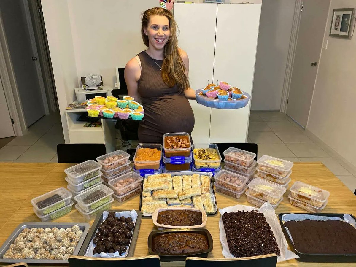 crowdket's tweet photo. Prepping for baby number 6 means a pre-baby meal prep for this Healthy Mummy!
Learn More: https://t.co/bCwl4UD77t
#FitnessModel #healthymothers #smothies #antiaging #healthymummy #FitnessMotivation #exercise #WorkFromHome #workout #RHOBH #Orlando #Kardashians #Septemberdump #mum https://t.co/lCJrBM1qtW
