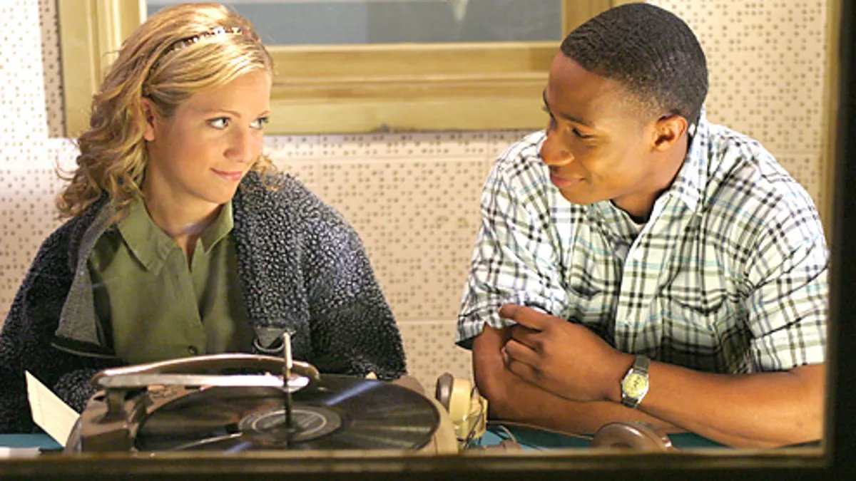 Nicholas (@k50cullen) on Twitter photo In 2002 and 20 Years Ago, #AmericanDreams premiered on <a href="/nbc/">NBC Entertainment</a> on this day RT and Like if you remember this show. (<a href="/brittanysnow/">brittany snow lovebot</a>, <a href="/tomverica/">Tom Verica</a>, #GailOGrady, <a href="/WillEstes101/">Will Estes</a>, <a href="/sarahramos/">Hollywood Actress Sarah Ramos</a>, #EthanDampf, #JonathanAdams, <a href="/ArlenEscarpeta/">Arlen Escarpeta</a>, <a href="/littlelengies/">VANESSA LENGIES</a>, <a href="/rachelboston/">Rachel Boston</a>, #JonathanPrince, In 2002 and 20 Years Ago, #AmericanDreams premiered on <a href="/nbc/">NBC Entertainment</a> on this day RT and Like if you remember this show. (<a href="/brittanysnow/">brittany snow lovebot</a>, <a href="/tomverica/">Tom Verica</a>, #GailOGrady, <a href="/WillEstes101/">Will Estes</a>, <a href="/sarahramos/">Hollywood Actress Sarah Ramos</a>, #EthanDampf, #JonathanAdams, <a href="/ArlenEscarpeta/">Arlen Escarpeta</a>, <a href="/littlelengies/">VANESSA LENGIES</a>, <a href="/rachelboston/">Rachel Boston</a>, #JonathanPrince,