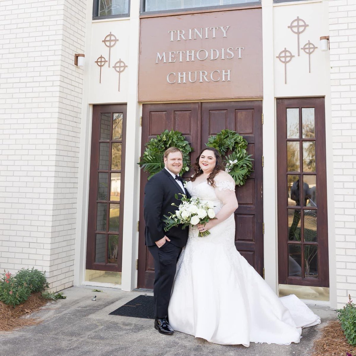Mrs_NeiderBall's tweet photo. Y’all help me wish @Methodistprime a happy birthday! This man brings me so much joy, and I am so blessed to call him my husband. He has helped strengthen my faith, comforts me like no one else can, and can always make me laugh. Here’s to many more years of love with you ❤️🥂🎂 https://t.co/WzEiU0crNX