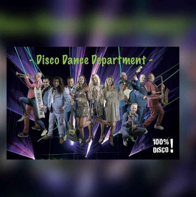 Wegens een annulering zo vlak voor ons festival moesten we snel schakelen. <a href="/DiscoDanceD/">DiscoDanceDepartment</a> heeft ons gered en gaan er een feestje van maken. 🎉🎶🎸#livemusic #disco