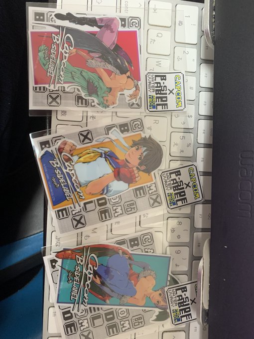 モ春リのステッカー届いた 