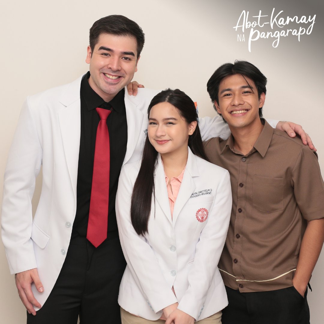GMADrama's tweet photo. Dr. Luke and Reagan are out here stealing our hearts! 😍❤️  

Panoorin sina Andre Paras bilang Dr. Luke, at Jeff Moses bilang Reagan sa #AbotKamayNaPangarap, Mondays to Saturdays, 2:30 PM! https://t.co/OxdzQdEHYp