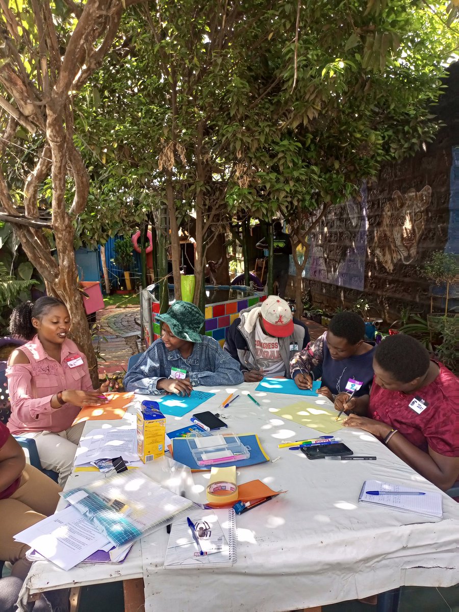 Day 2️⃣: At our youth co-design workshop, yesterday as we held discussions around air pollution & heat with @YLabsGlobal and how its affecting young parents and their children in Dandora. Very interesting & informative sessions ♥️ #workshop #airpollution