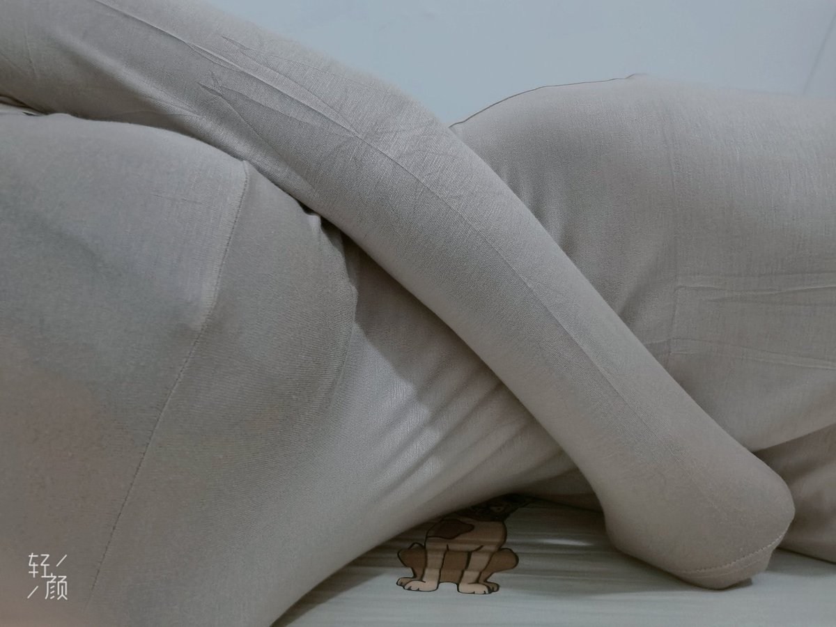 这世间美好的东西不多，初秋时节醉人的黄昏，和笑起来要人命的你💞