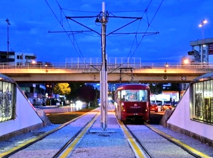NedadMemic's tweet photo. After a large part of the Sarajevo tram network got new tracks, the tram system was put into operation yesterday evening on the fully reconstructed route from Čengić Vila to Ilidža. Wonderful! 🥰 #tramcontent https://t.co/2JO08Cjmb3