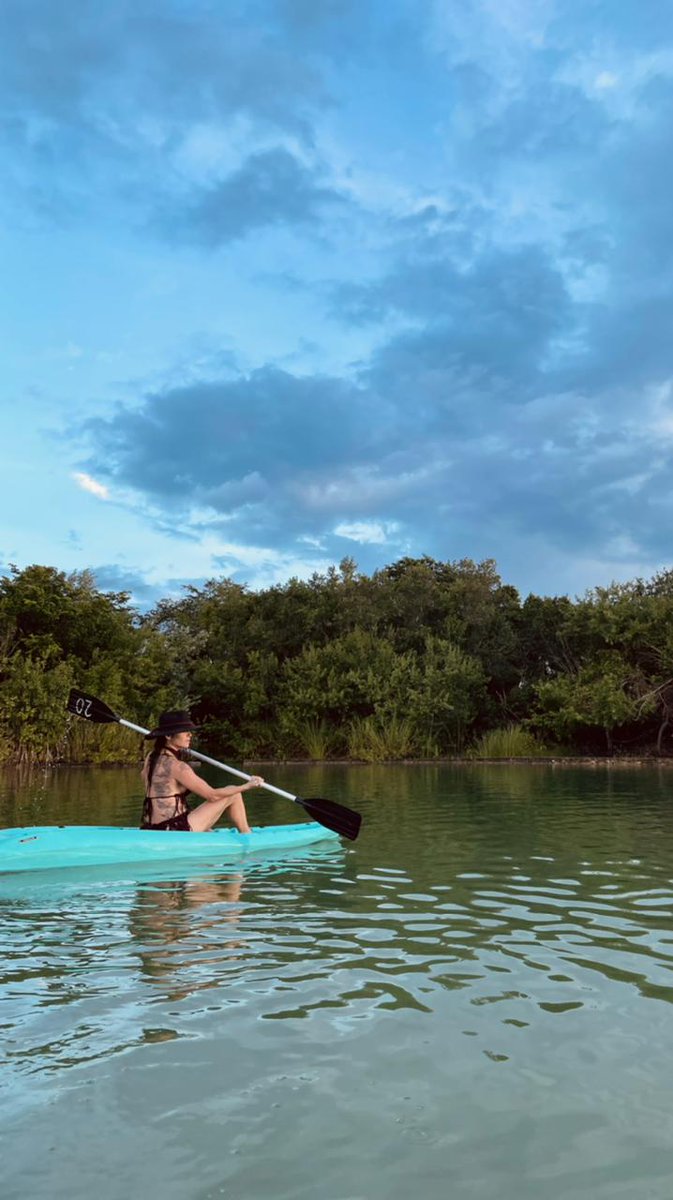 sofi_lilith's tweet photo. Coming soon new videoclip @anamena92 

https://t.co/u3pIKRBxtT

#bacalar #huaypix #lagunamilagros #mexico #originalmusic #rap #downtempo #makingoff https://t.co/BYG9dgMUgP