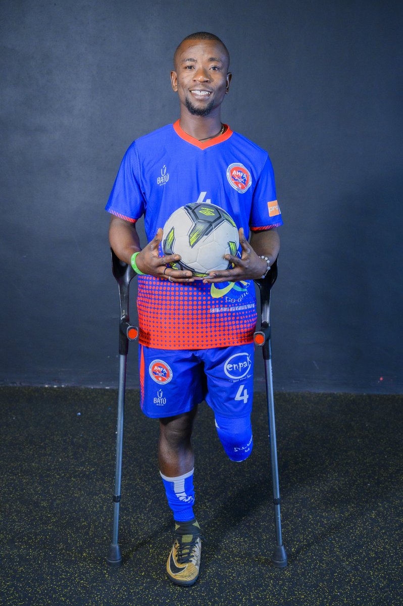 FootFemAmpute's tweet photo. La liste des joueurs de la sélection nationale des Amputés.
Défenseurs (4) :
Manley Osias (#6, cap);
John Antoine (#4);
Guyard Merjuste (#2)
Alain Israël (#19)
#Batù
#UNFPA
#GoQuicklY
#PROFIN
#ENPAK
#CBM
#CMMB
#GouvenmanAyisyen.
#farmatrix
📷 Jeanty Junior Augustin https://t.co/Jj967F0t1E