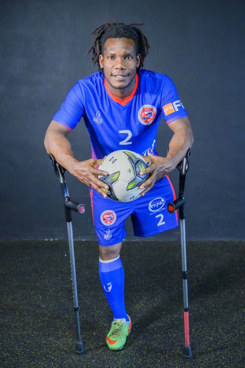 FootFemAmpute's tweet photo. La liste des joueurs de la sélection nationale des Amputés.
Défenseurs (4) :
Manley Osias (#6, cap);
John Antoine (#4);
Guyard Merjuste (#2)
Alain Israël (#19)
#Batù
#UNFPA
#GoQuicklY
#PROFIN
#ENPAK
#CBM
#CMMB
#GouvenmanAyisyen.
#farmatrix
📷 Jeanty Junior Augustin https://t.co/Jj967F0t1E
