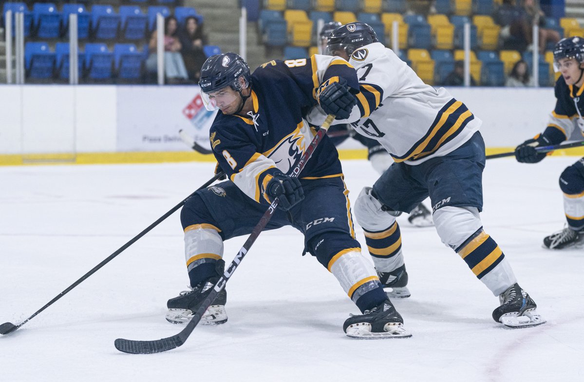 ubctbirds's tweet photo. 🏒 MHKY | GAMEDAY

Today is your @UBCMHKY home opener! Come cheer them on as they face @DinosMHKY tonight at 7, looking to start the @CanadaWest season 1-0.
#GoBirdsGo

🎟 https://t.co/53xmEPT7xb
📍 Doug Mitchell Thunderbird Arena
📺 https://t.co/Fdx3t8XdRF https://t.co/ZVv0wnBtO9
