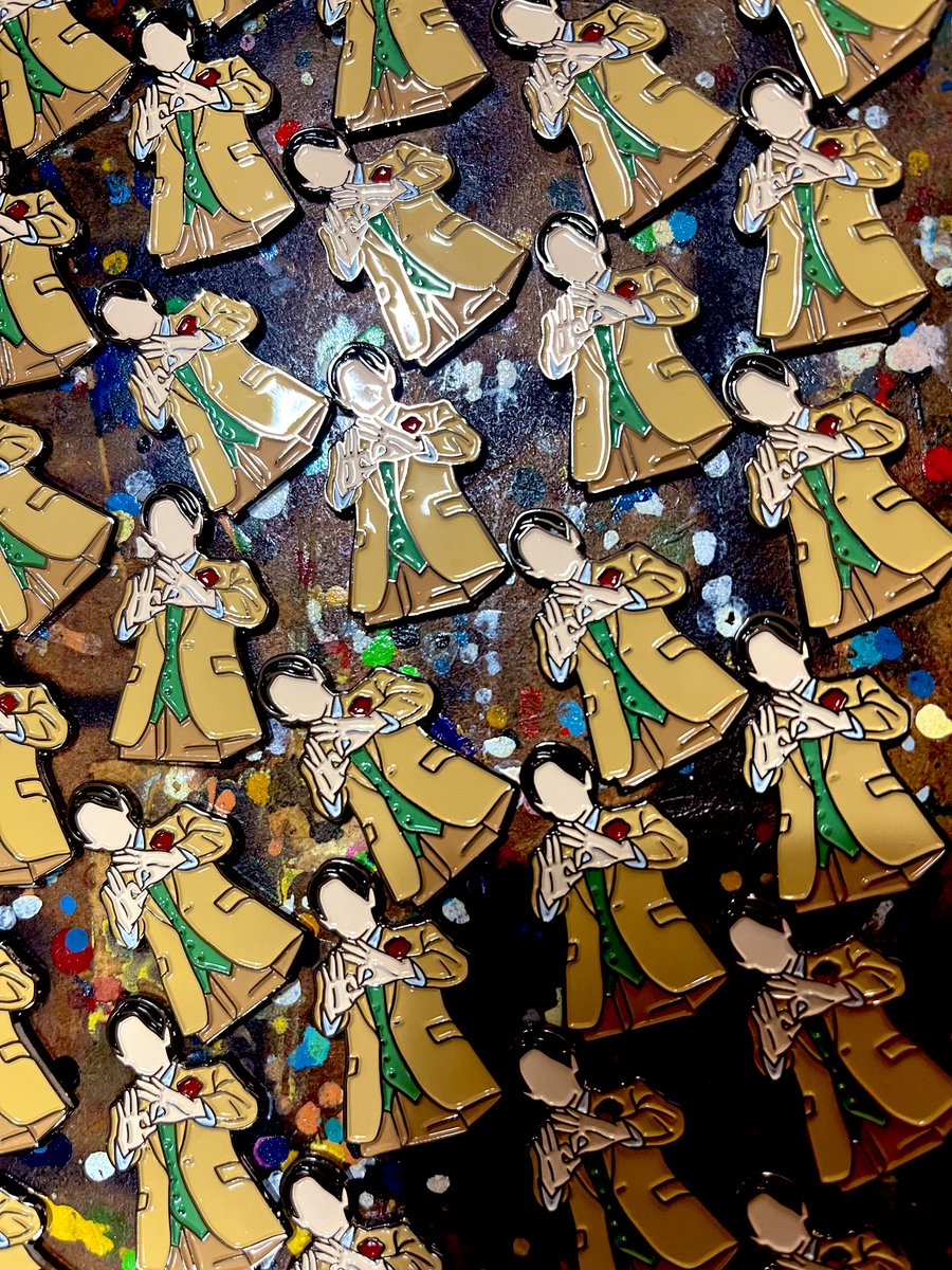 뱃지 완성사진 받았습니다. 내일 받을 것 같아요!😚