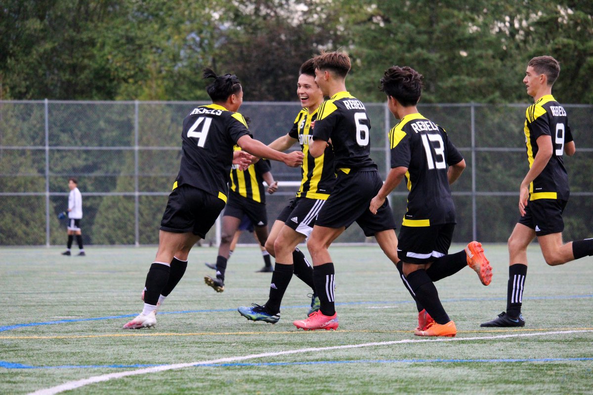 RebelsAthletics's tweet photo. Our Senior Boys #Soccer team top a tough @BMSSAthletics side 3-1 in @BNWSAA and improve to a 2-1 record!
Goals:
Dave Trinidad ⚽️⚽️
Roberto Mendez ⚽️
#ForzaRebels
#VamosRebels
#GoRebels 🖤💛⚽️ https://t.co/xStN6Ufzip