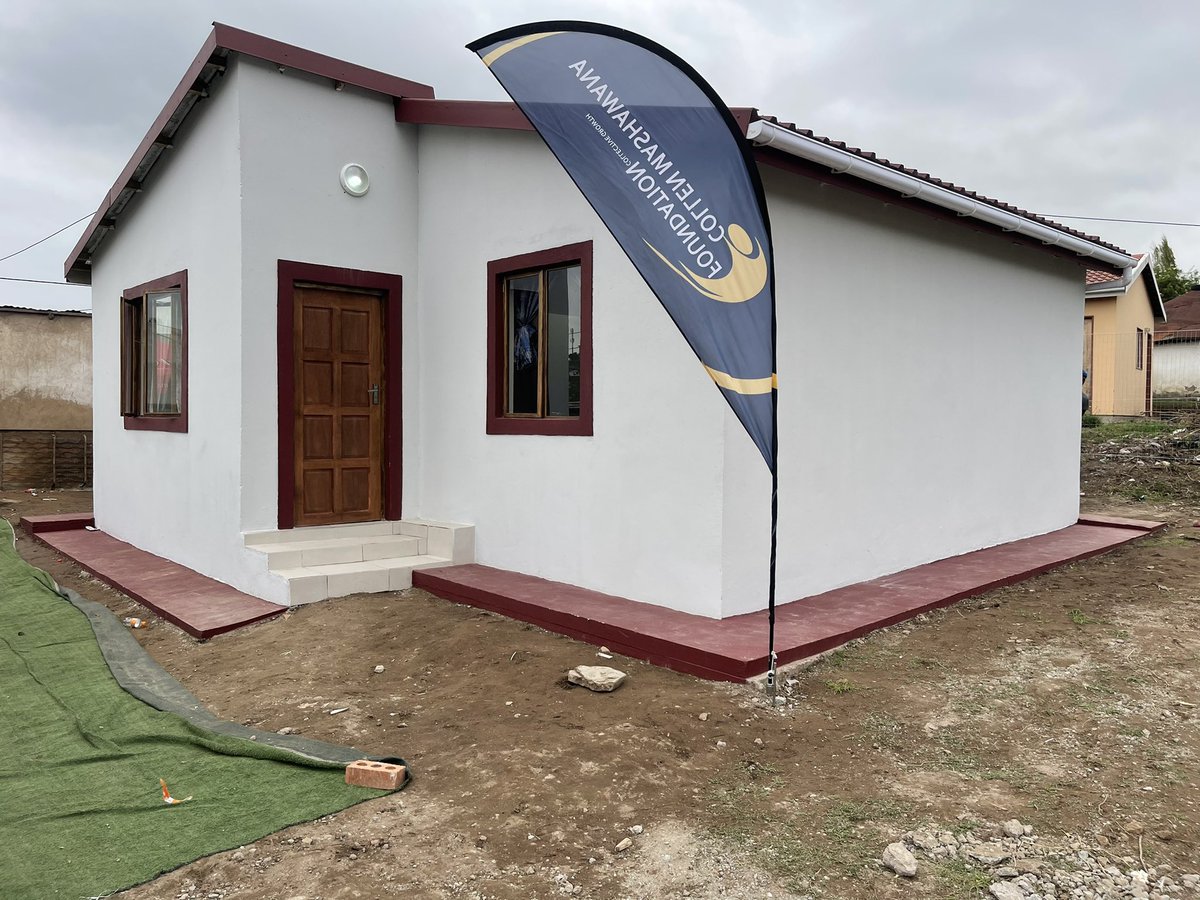 collenmashawane's tweet photo. “Good Morning” from Gogo Maphumulo. She is 80 years old &amp; had lost everything during the KZN Floods. She lived in a mud house when we met her 5 weeks ago. Today she owns one of the most beautiful homes in her neighborhood.May God continue to protect her #collenmashawanafoundation https://t.co/HQpVuJy9Ii
