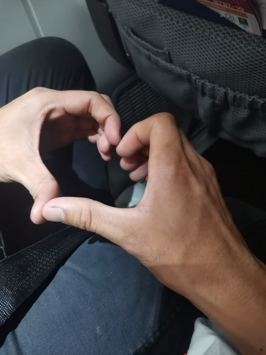 Android_16996's tweet photo. when this turn to this 🥺🥺 gusto ko nlng tlga maging manhid https://t.co/oWnnOwdSAh